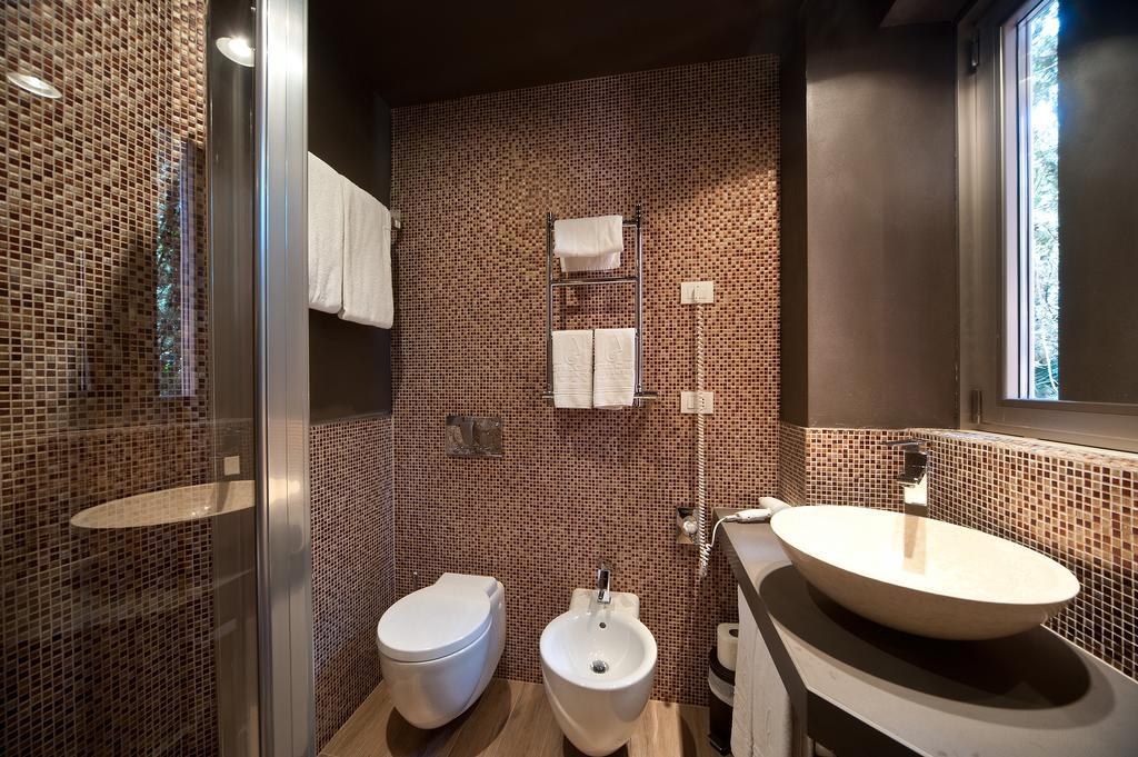 Carla Hotel 3*